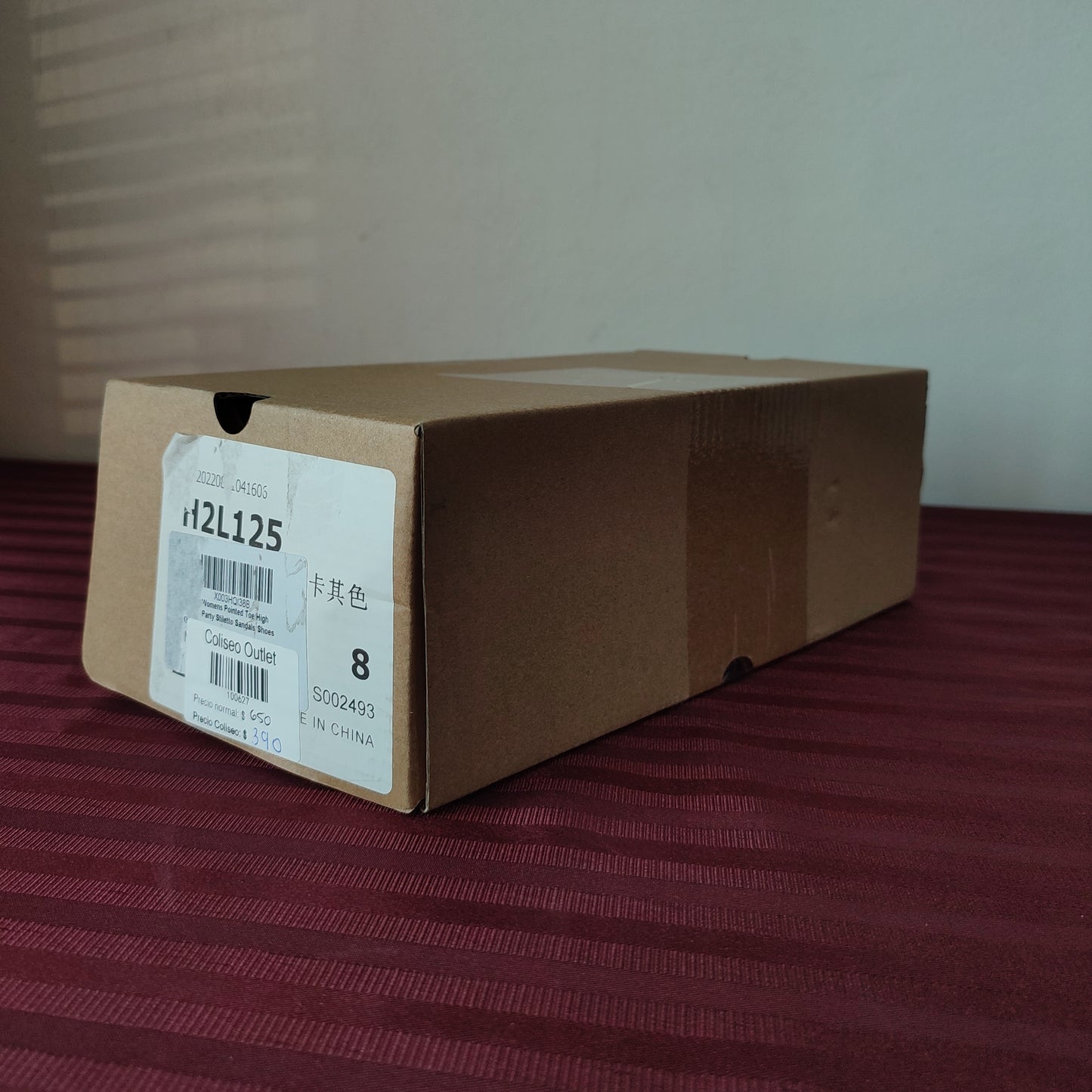 Zapatillas color beige talla 8 US (25 cm) - (Nuevo)
