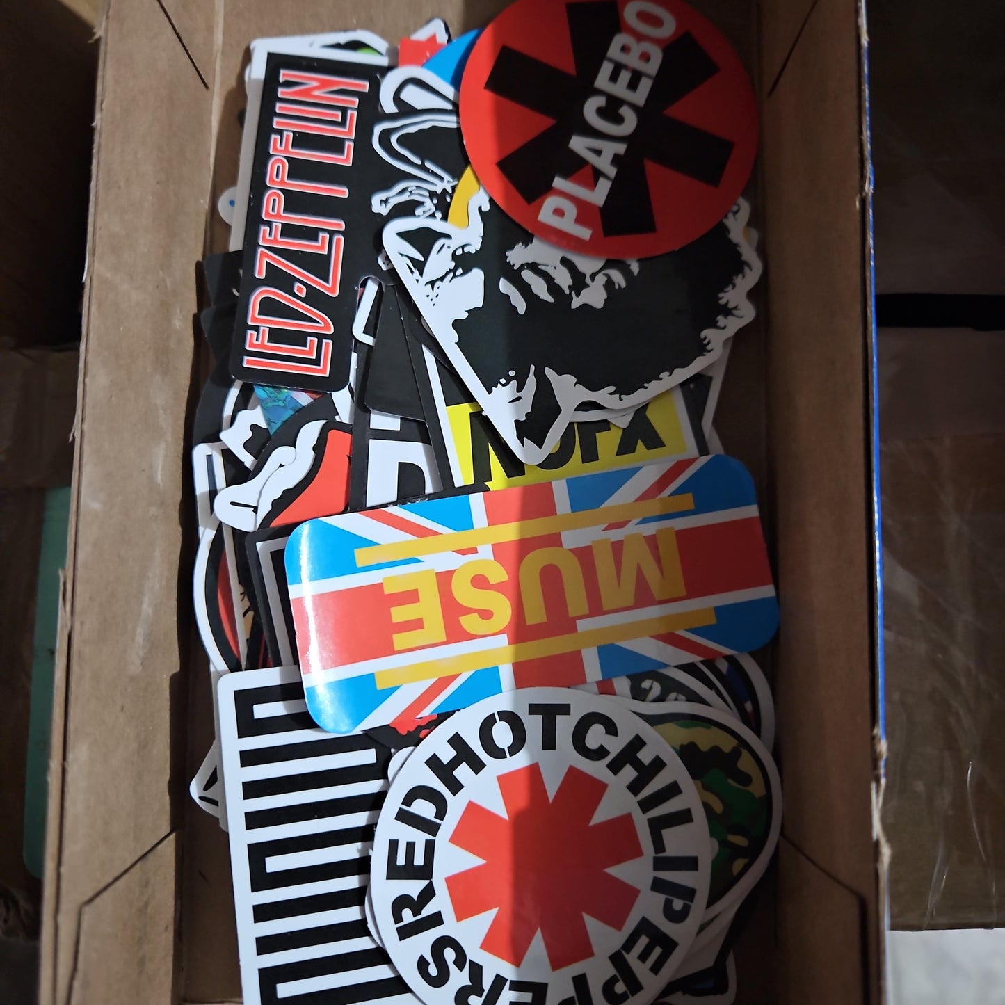 Stickers de diferentes personajes y temas (Nuevo)