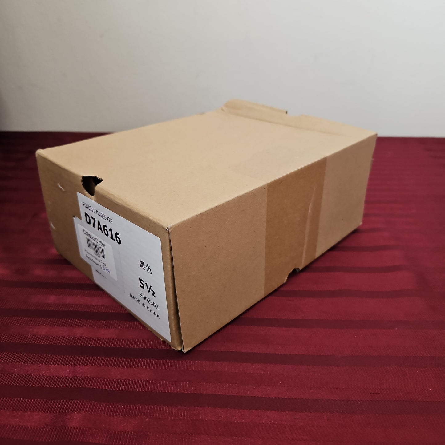 Zapatillas color negro talla 5 1/2 US (22.5 cm) - Ermonn (Nuevo)