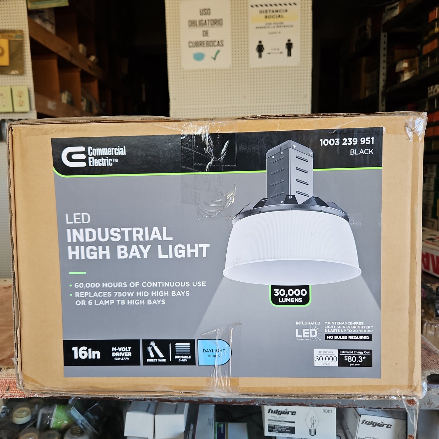 Lámpara LED 16" tipo industrial high bay regulable - Commercial Electric (Nuevo, caja abierta)