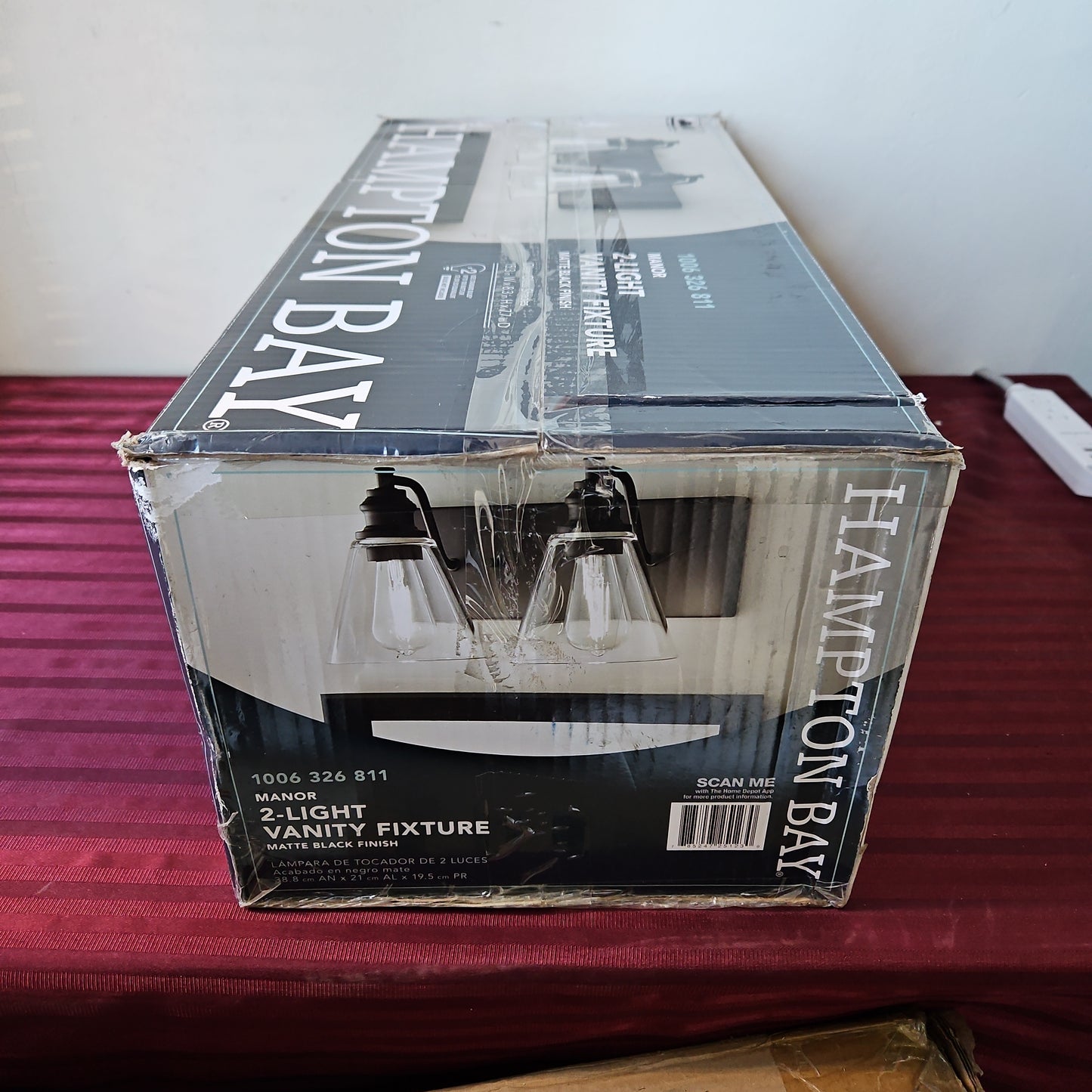 Lámpara de tocador de 2 luces - Hampton Bay Manor (Nuevo, caja abierta)