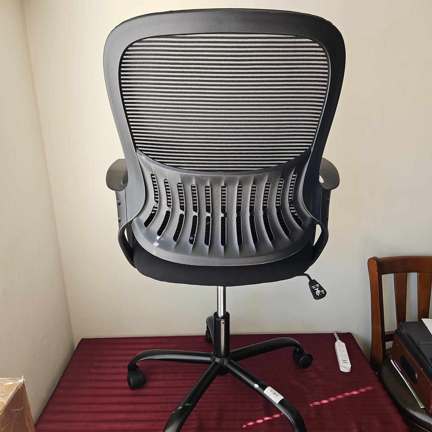 Silla para escritorio giratoria color negro de altura ajustable - NEWBULIG (Nuevo)