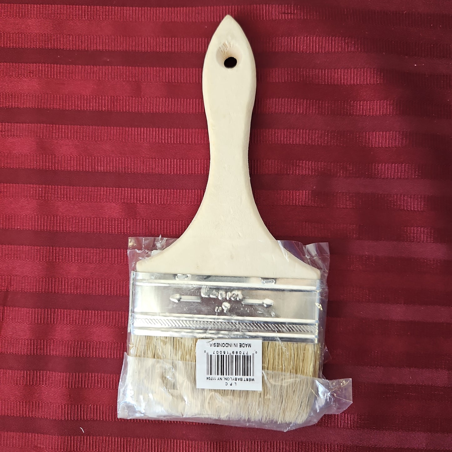 Brocha 4" mango de madera (Nuevo)