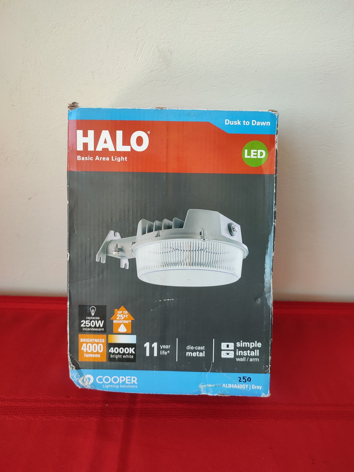 Luminaria suburbana para exterior LED - HALO (Nuevo, caja abierta)