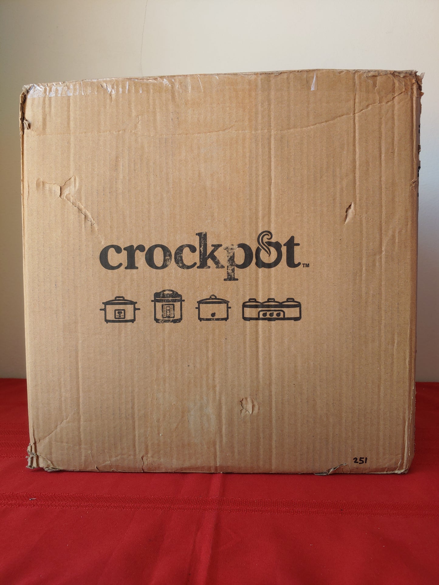Olla de cocción lenta digital de 6.6 litros con tapa de bloqueo - Crockpot (Nuevo, caja abierta)