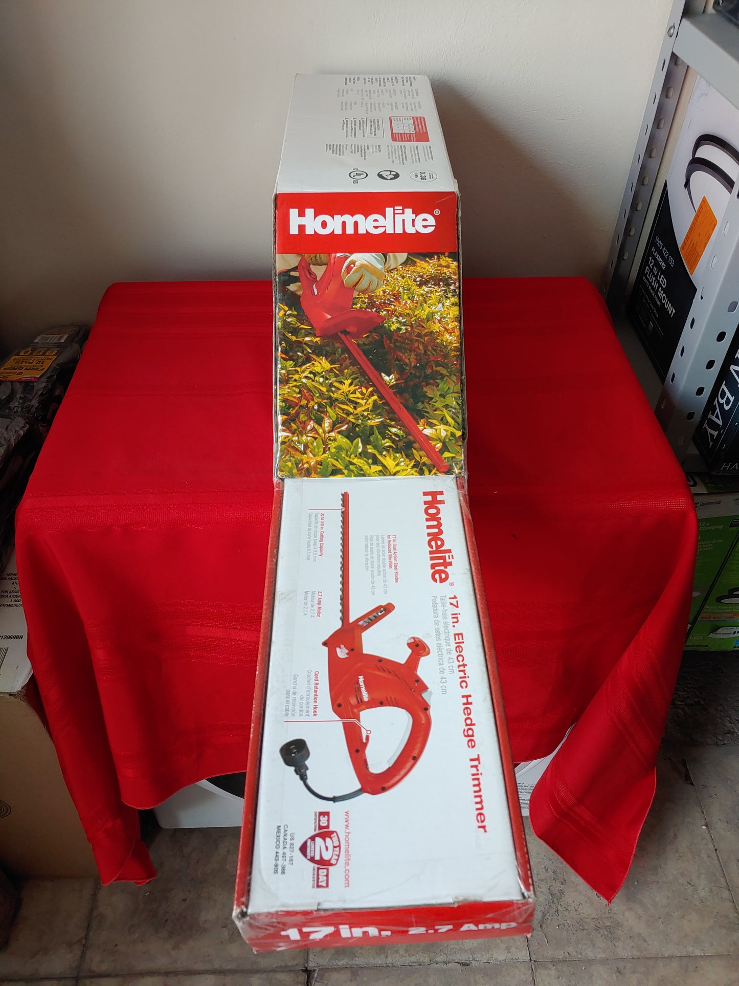 Podadora de setos eléctrica de 17" - Homelite (Nuevo, caja abierta)