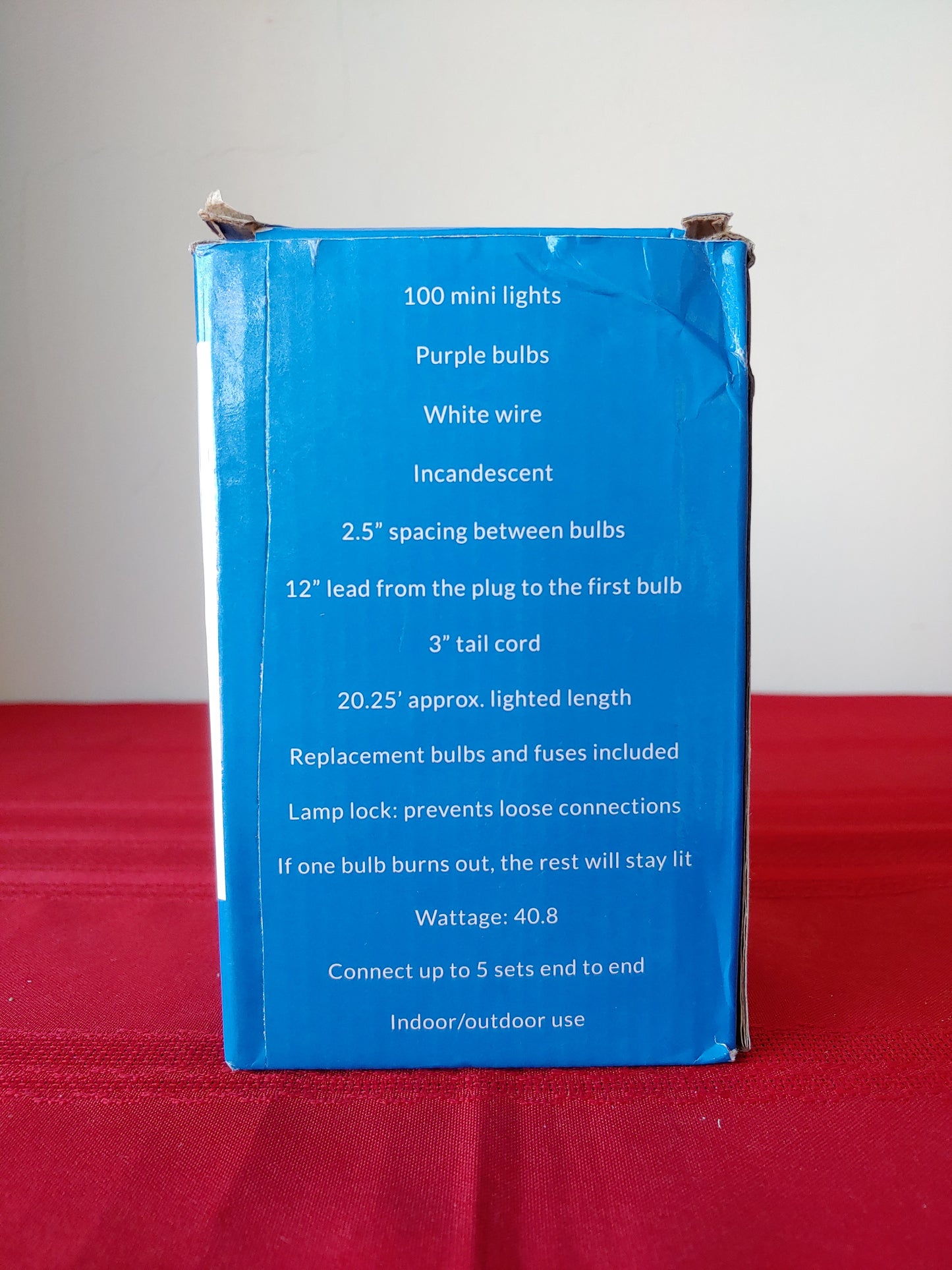 Serie de 100 luces navideñas incandescentes color morado - Home Accents Holiday (Nuevo, caja abierta)