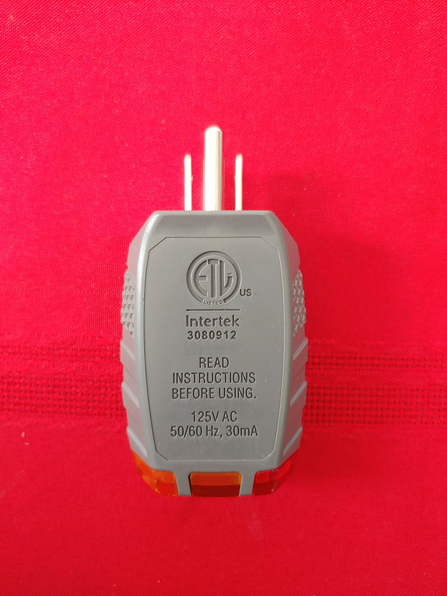 Probador de tomacorrientes GFCI 125 V - Commercial Electric (Nuevo, sin empaque)