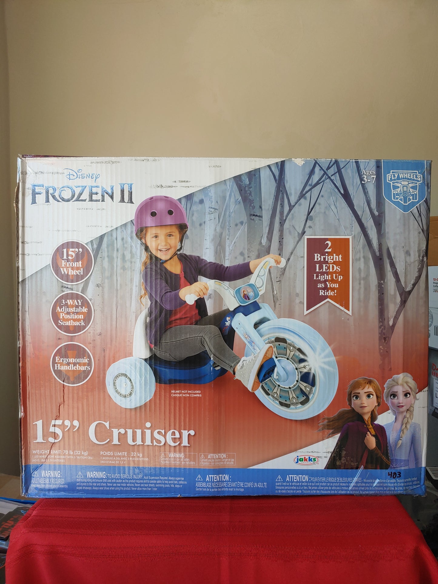 Triciclo de 15" para niña con luz en rueda - Fly Wheels Frozen II (Nuevo, caja abierta)