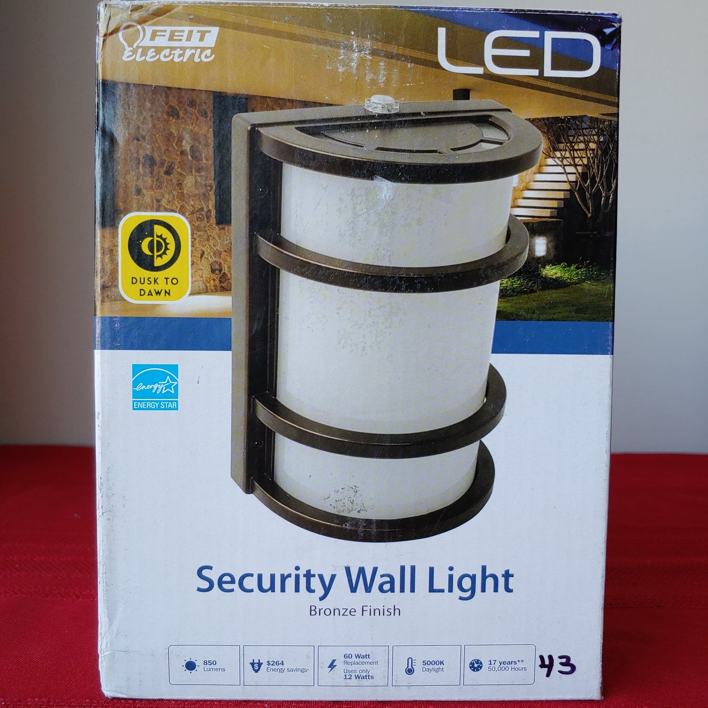 Lámpara de pared de seguridad LED para exteriores - FEIT Electric (Nuevo, caja abierta)
