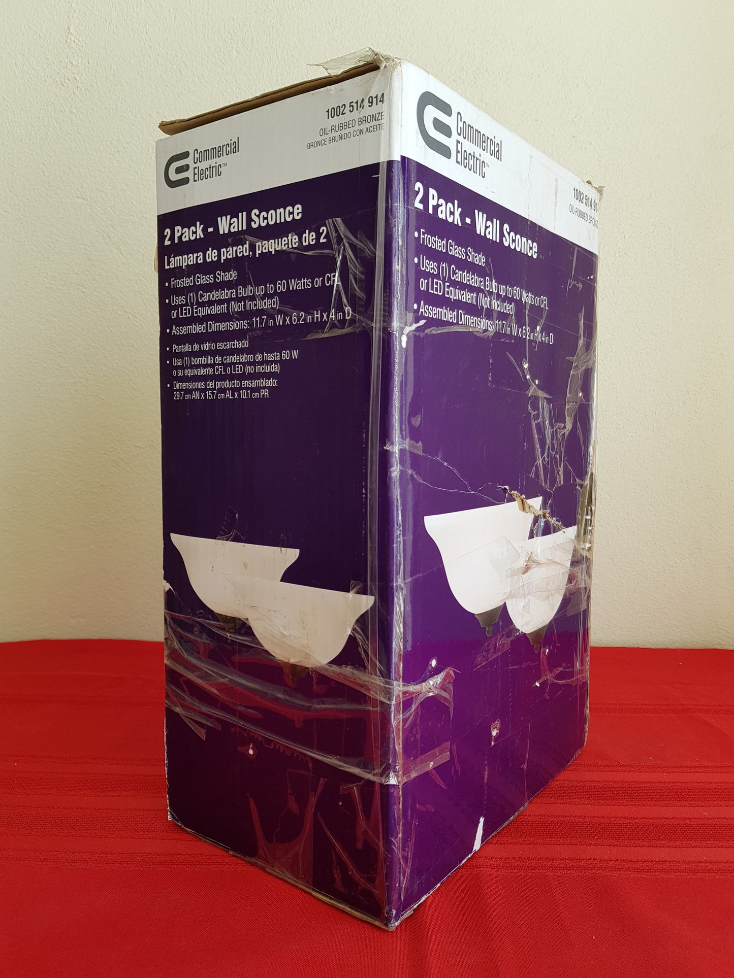 Paquete de 2 lámparas de pared - Commercial Electric (Nuevo, caja abierta)