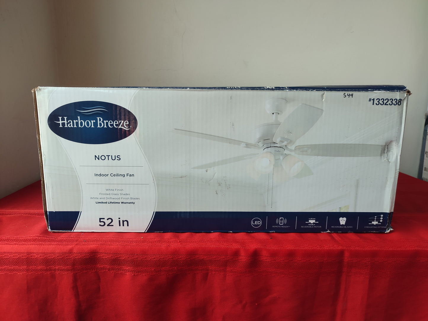 Ventilador de techo de 52" - Harbor Breeze Notus (Nuevo, caja abierta)