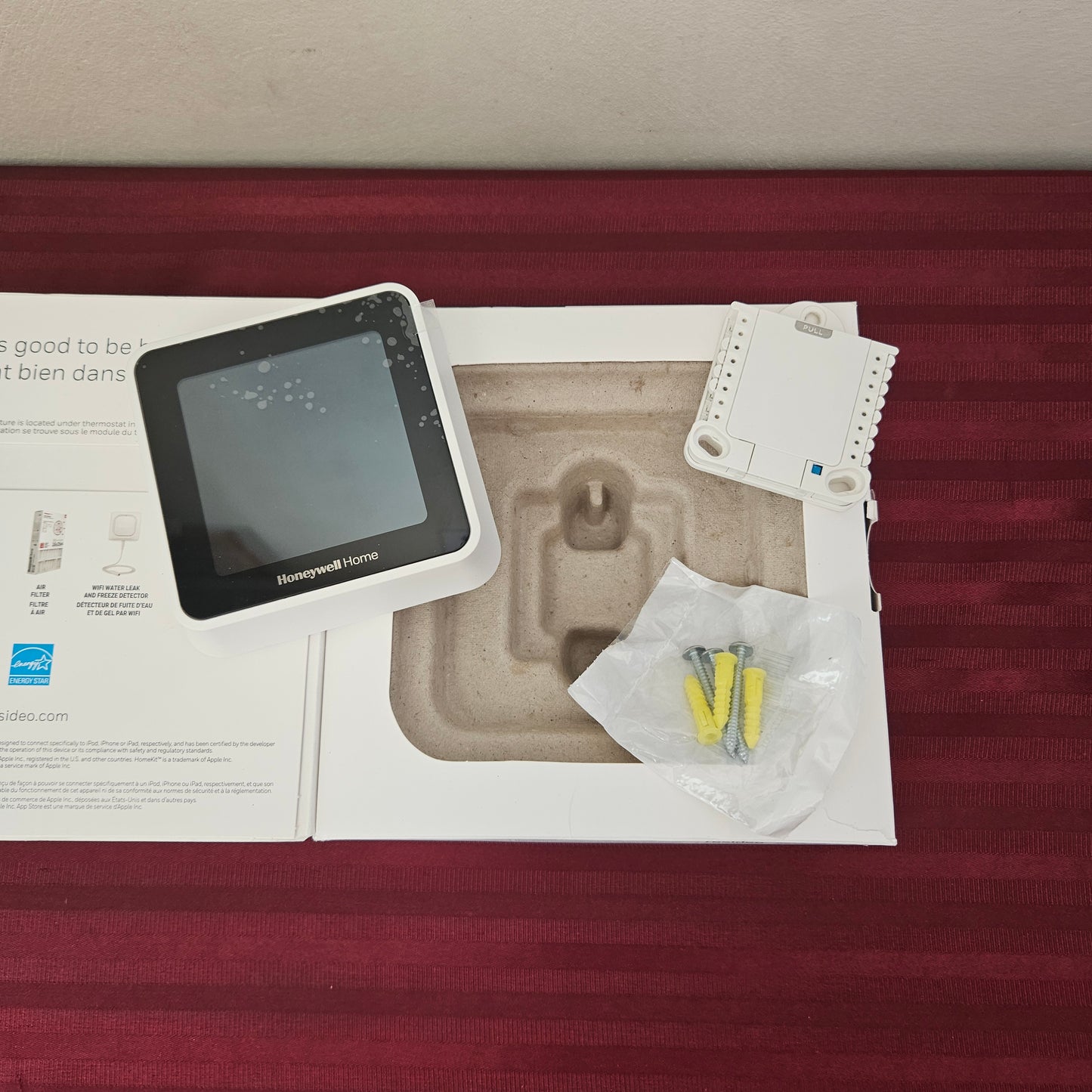 Termostato inteligente programable de 7 días con Wi-Fi - Honeywell Home T5 (Nuevo, caja abierta)