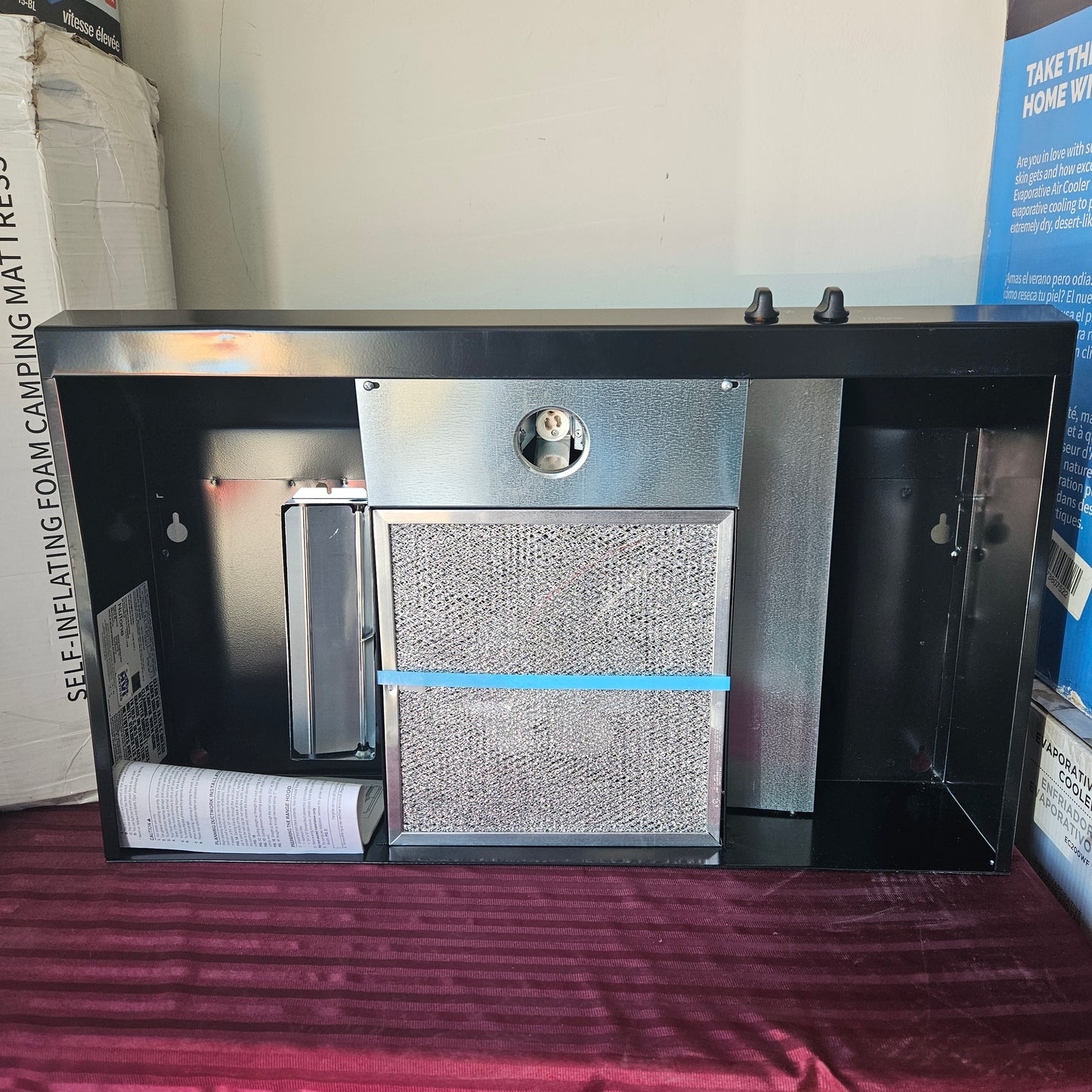 Campana de cocina de 30" convertible con extractor y luz - NuTone AR1 Series (Nuevo, caja abierta)