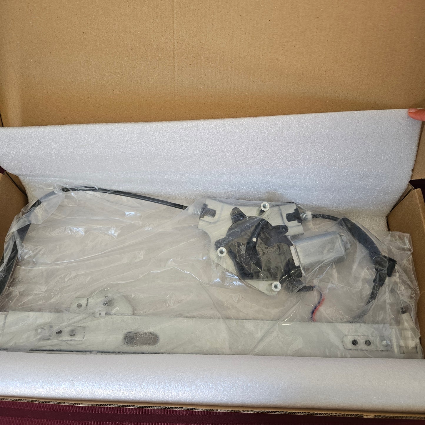 Regulador y motor de elevación de ventana delantero izquierdo para Ford Escape 2008-2012 - Tucarest (Nuevo, caja abierta)