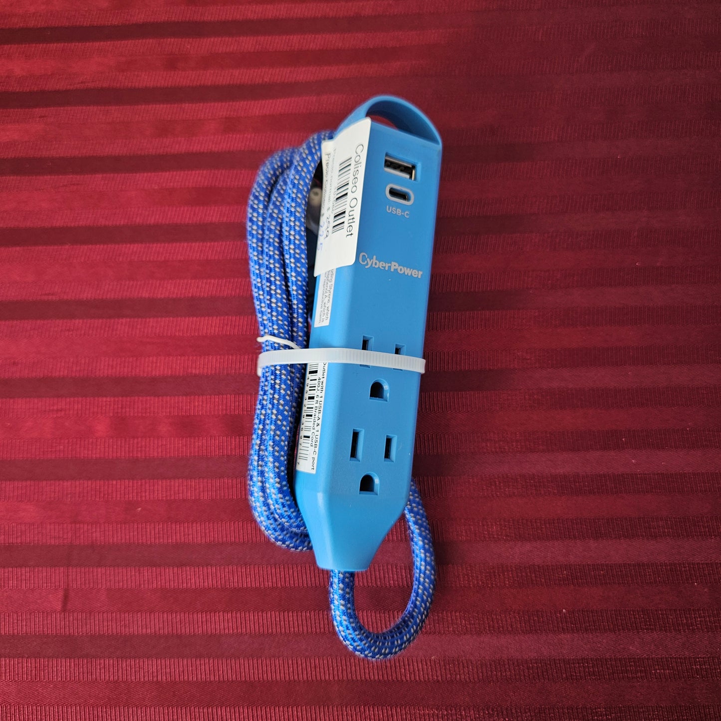 Extensión múltiple con USB y protección contratensiones de 1.82 m - CyberPower (Nuevo, sin empaque)