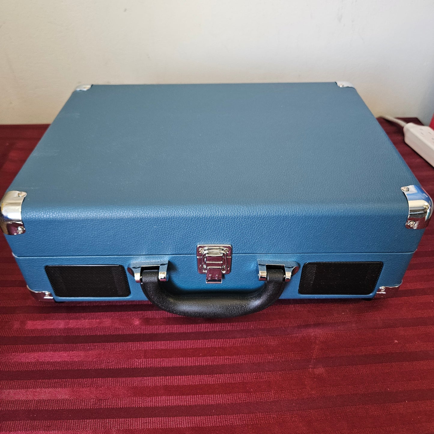 Tocadiscos portátil con bocinas integradas Bluetooth - Victrola Journey (Nuevo, caja abierta)