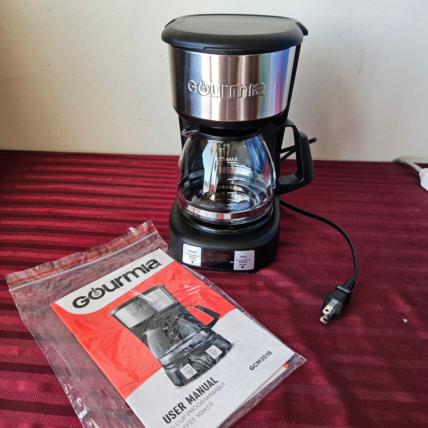 Cafetera de 5 tazas programable - Gourmia (Nuevo, caja abierta)