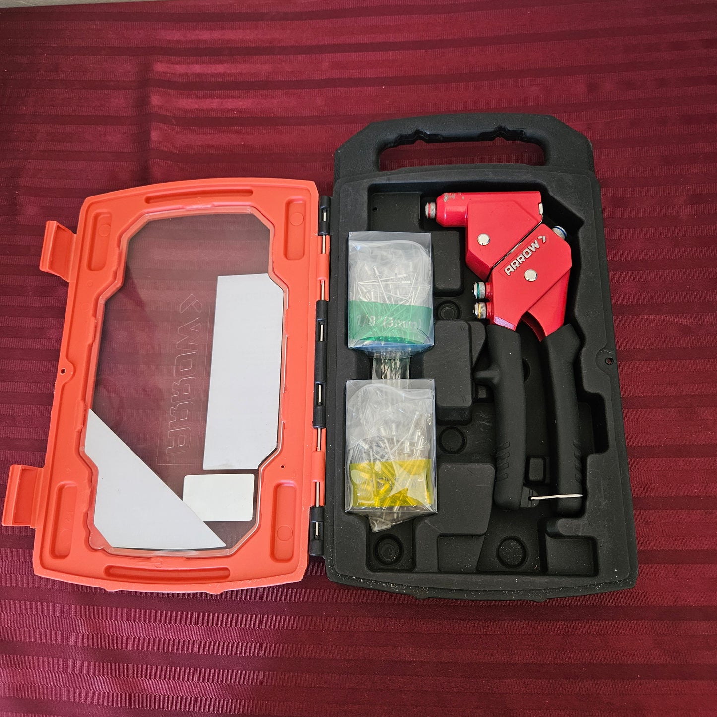 Remachadora giratoria de una mano - Arrow (Seminuevo, un solo uso)