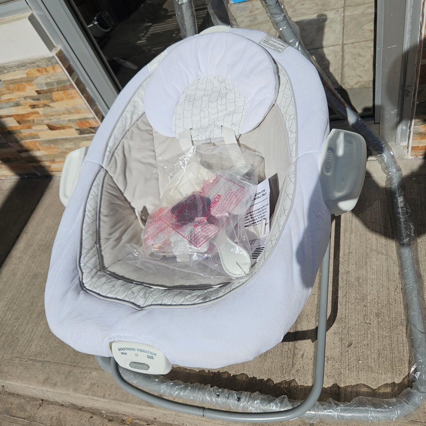 Portabebé y columpio mecedor automático 2 en 1 - Graco DuetConnect LX (Nuevo, caja abierta)