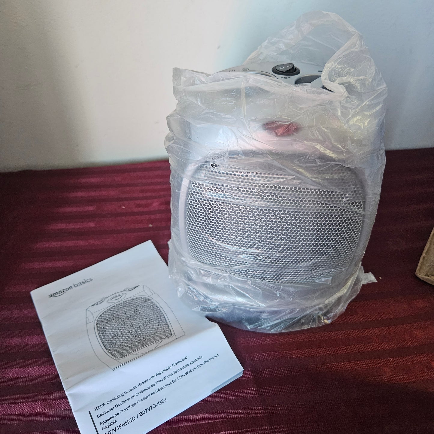 Calefactor de cerámica eléctrico portátil - Amazon Basics (Nuevo, caja abierta)