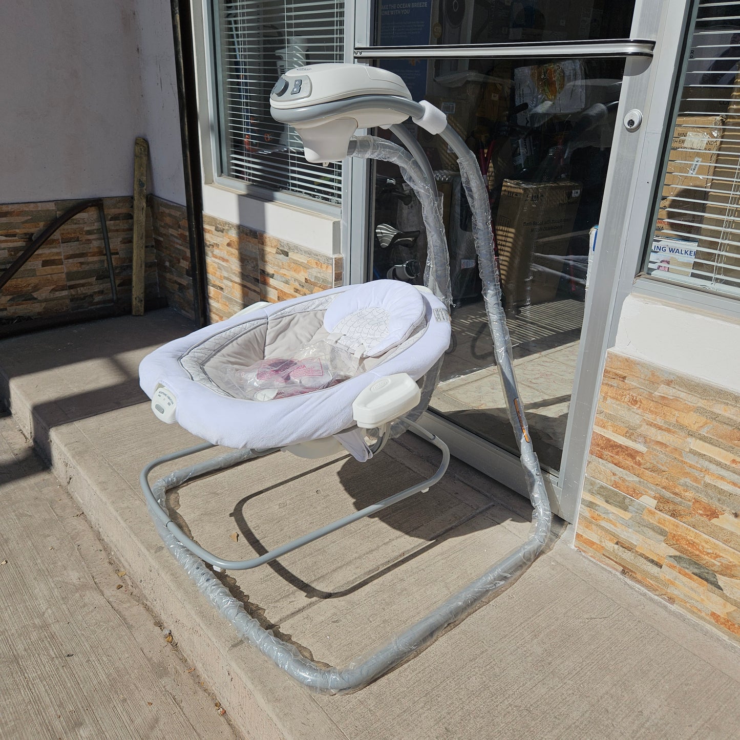 Portabebé y columpio mecedor automático 2 en 1 - Graco DuetConnect LX (Nuevo, caja abierta)