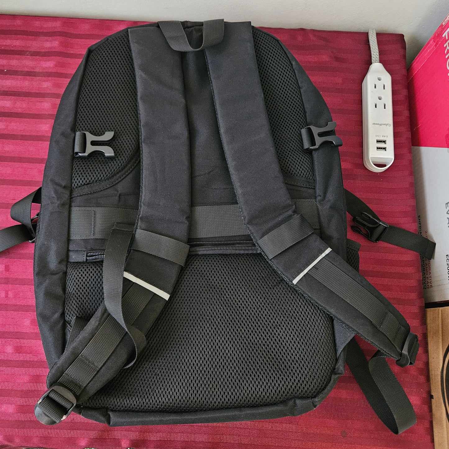 Mochila para laptop de 15.6" y para viaje - Lapsouno (Nuevo)