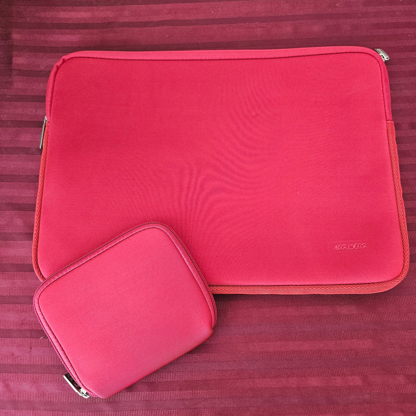 Funda para laptop de 16" con funda pequeña extra 6" - MOSISO (Nuevo)