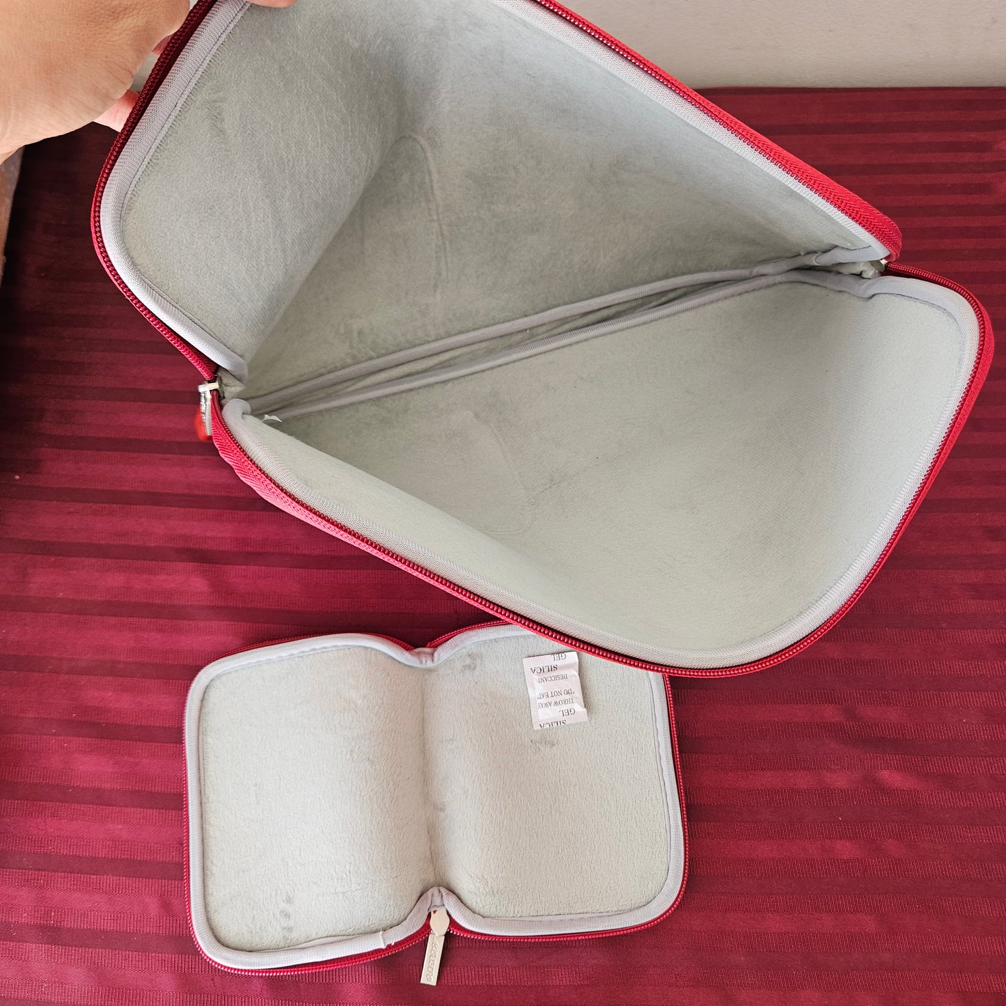 Funda para laptop de 16" con funda pequeña extra 6" - MOSISO (Nuevo)