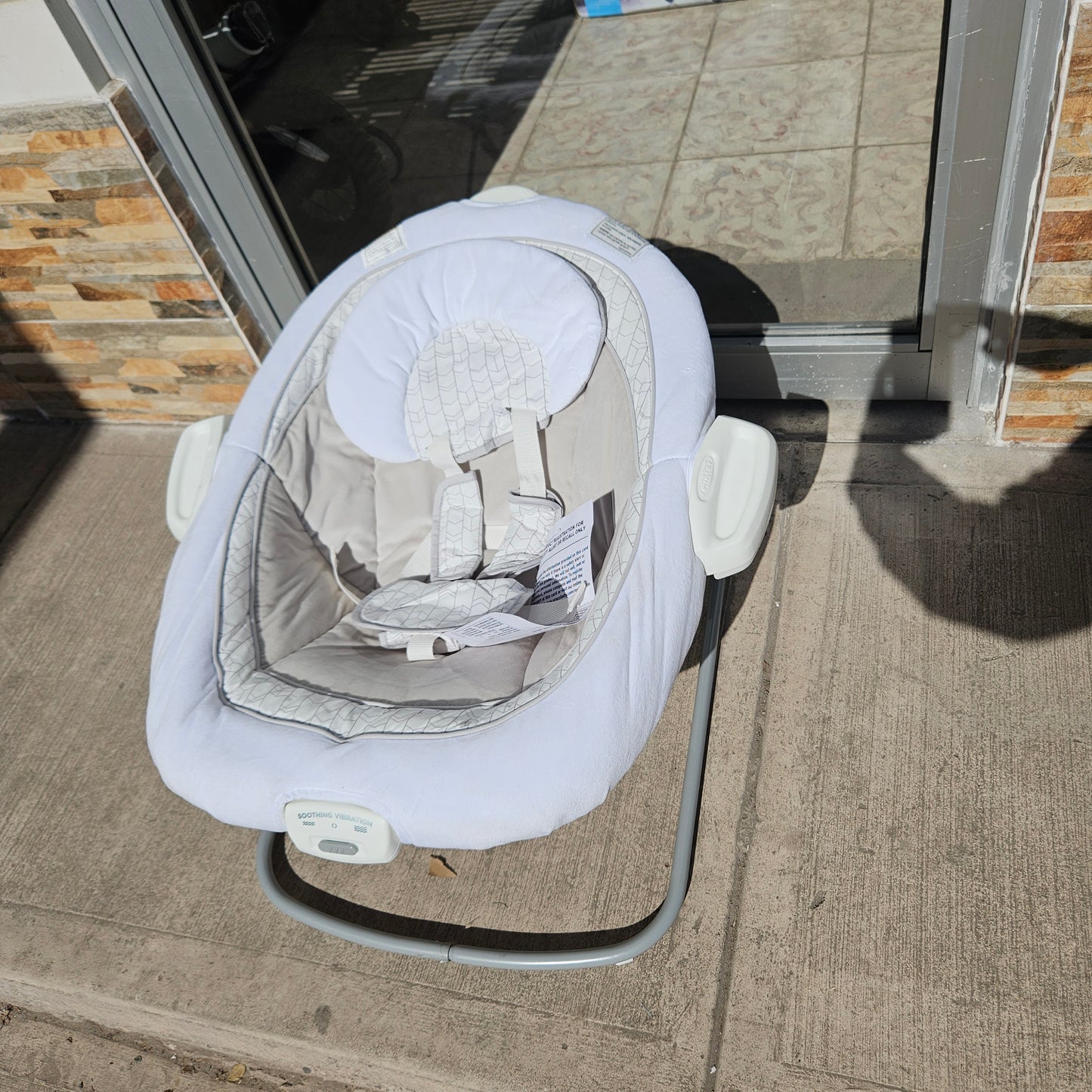 Portabebé y columpio mecedor automático 2 en 1 - Graco DuetConnect LX (Nuevo, caja abierta)
