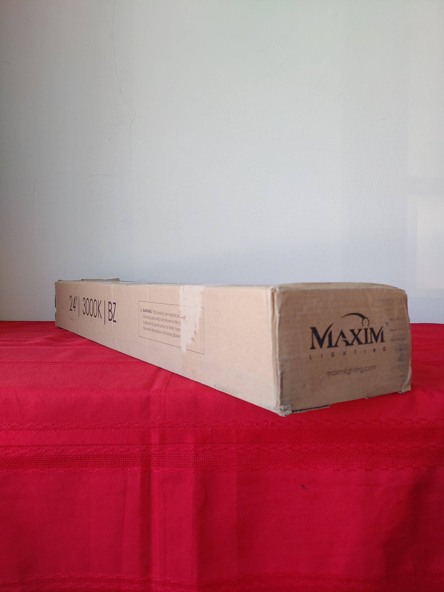 Lámpara de tocador LED de 24" - Maxim Lighting (Nuevo, caja abierta)