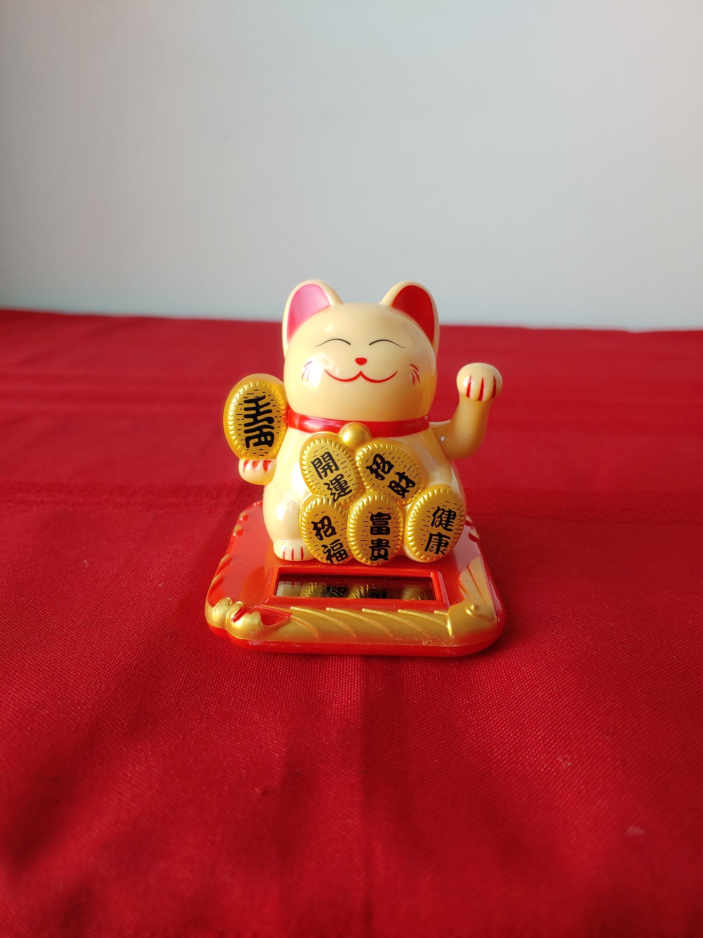 Gato de la suerte Maneki Neko con energía solar (Nuevo)