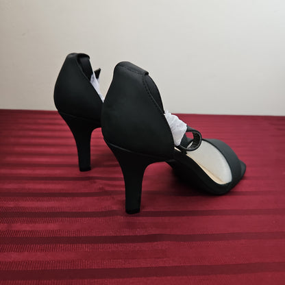 Zapatillas color negro talla 5 1/2 US (22.5 cm) - Ermonn (Nuevo)