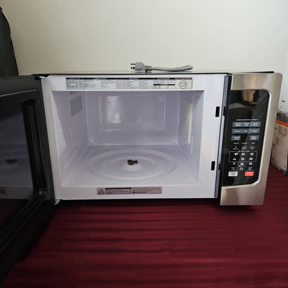 Horno microondas 1.2 pies cúbicos - Toshiba (Nuevo, caja abierta)