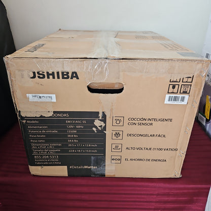 Horno microondas 1.2 pies cúbicos - Toshiba (Nuevo, caja abierta)