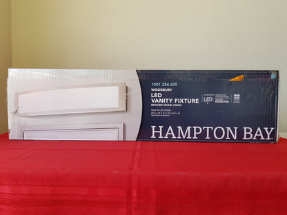 Lámpara de tocador LED - Hampton Bay Woodbury (Nuevo, caja abierta)