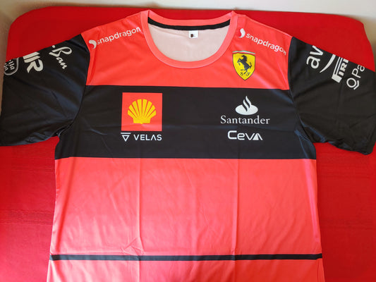 Camiseta Ferrari 2022 Talla L- Equipo F1 (Nuevo)