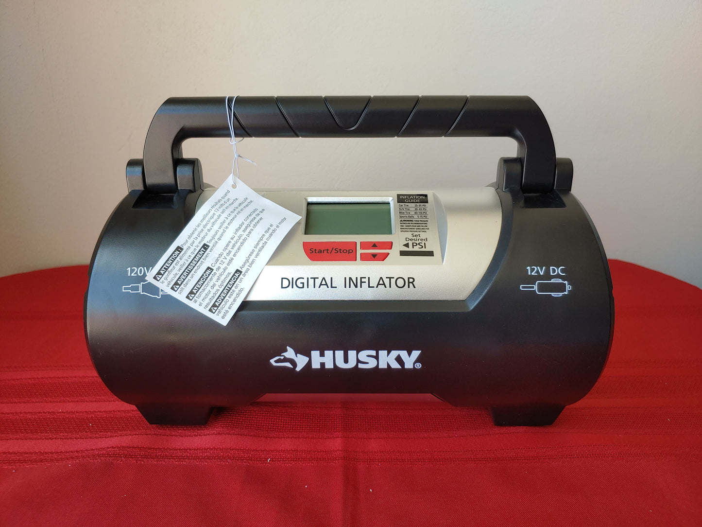 Inflador portátil de 12/120 V - Husky (Nuevo, caja abierta)