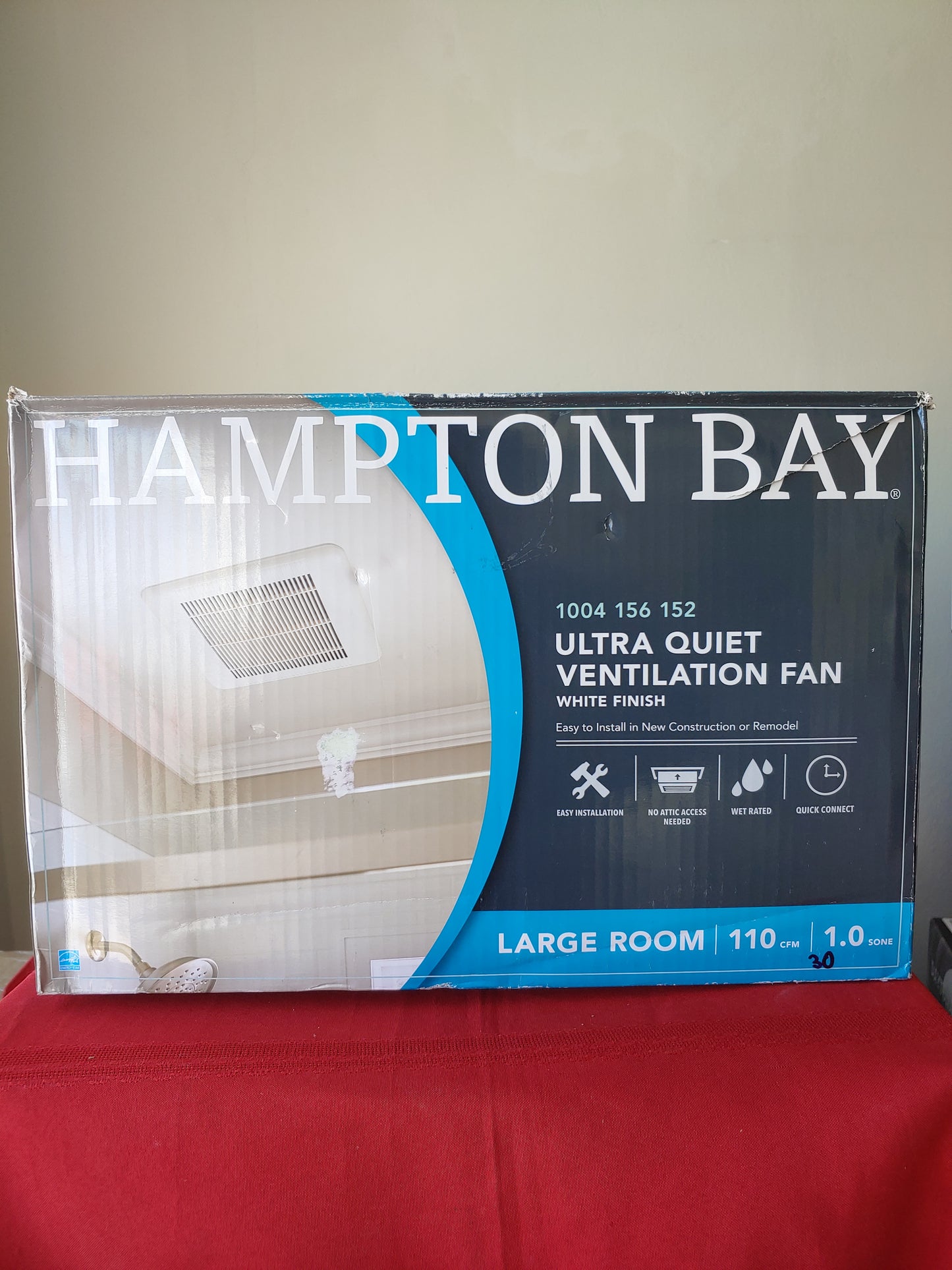 Extractor 110 pies cúbicos color blanco - Hampton Bay (Nuevo, caja abierta)