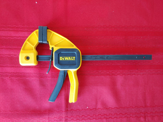 Clamp de sujeción 6 pulgadas - DEWALT (Nuevo)