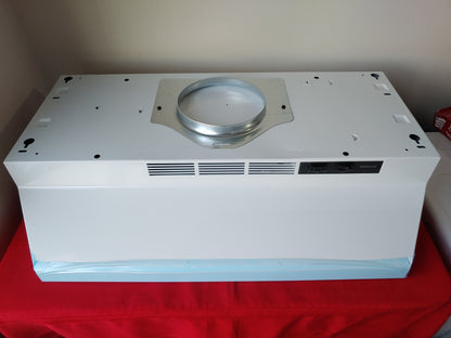 Campana de cocina de 30" convertible con extractor y luz - Broan (Nuevo, caja abierta)