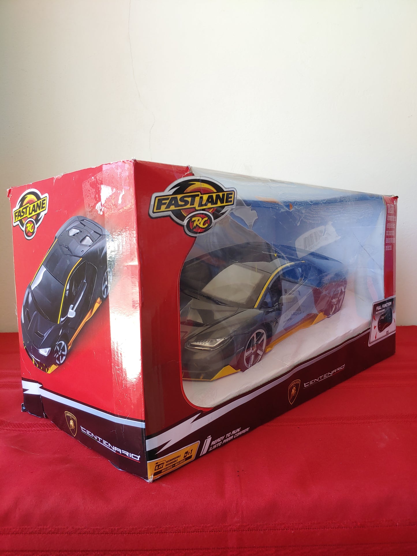 Carro control remoto Lamborghini Centenario - Fast Lane RC (Nuevo, caja abierta)