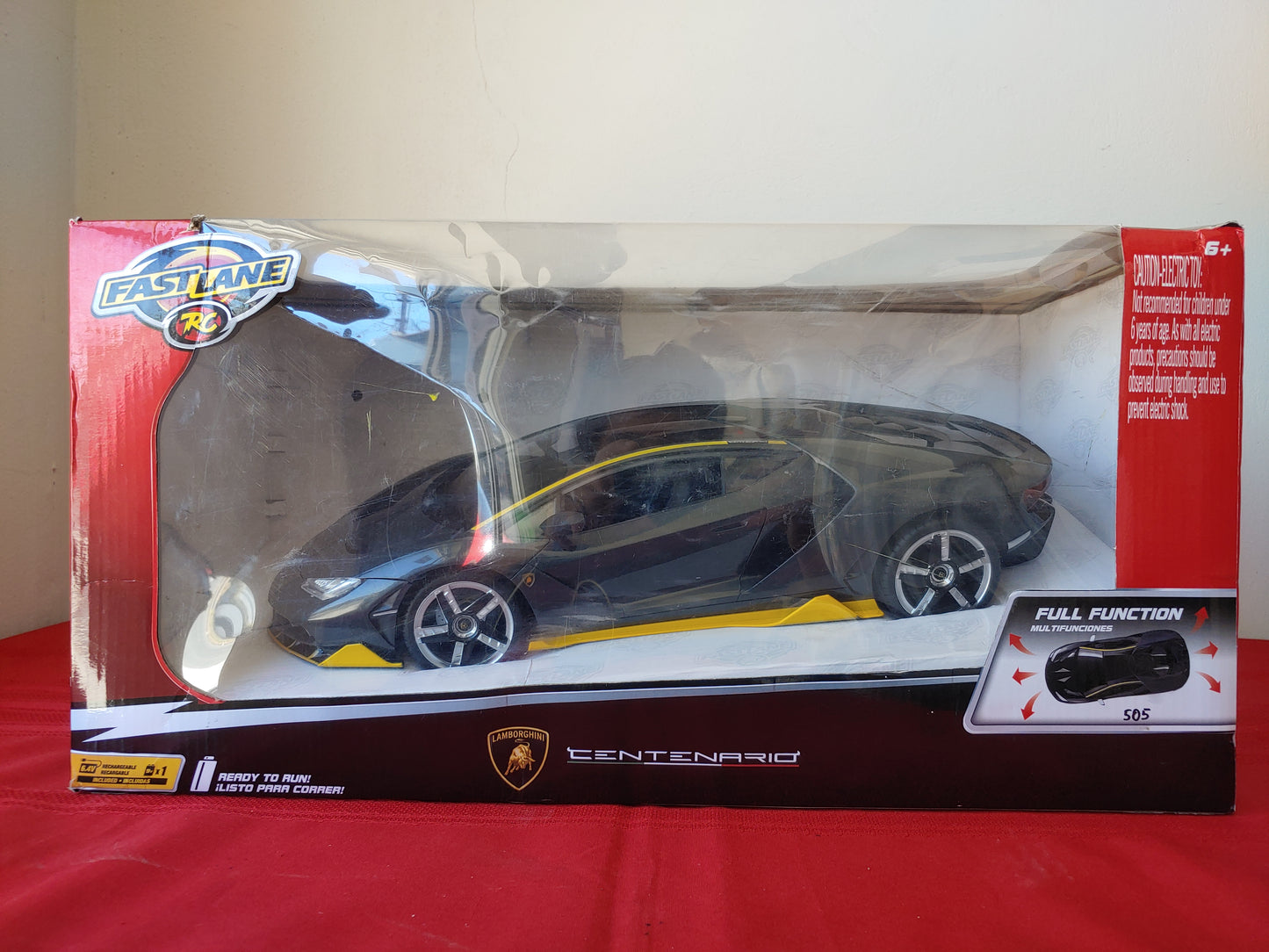 Carro control remoto Lamborghini Centenario - Fast Lane RC (Nuevo, caja abierta)