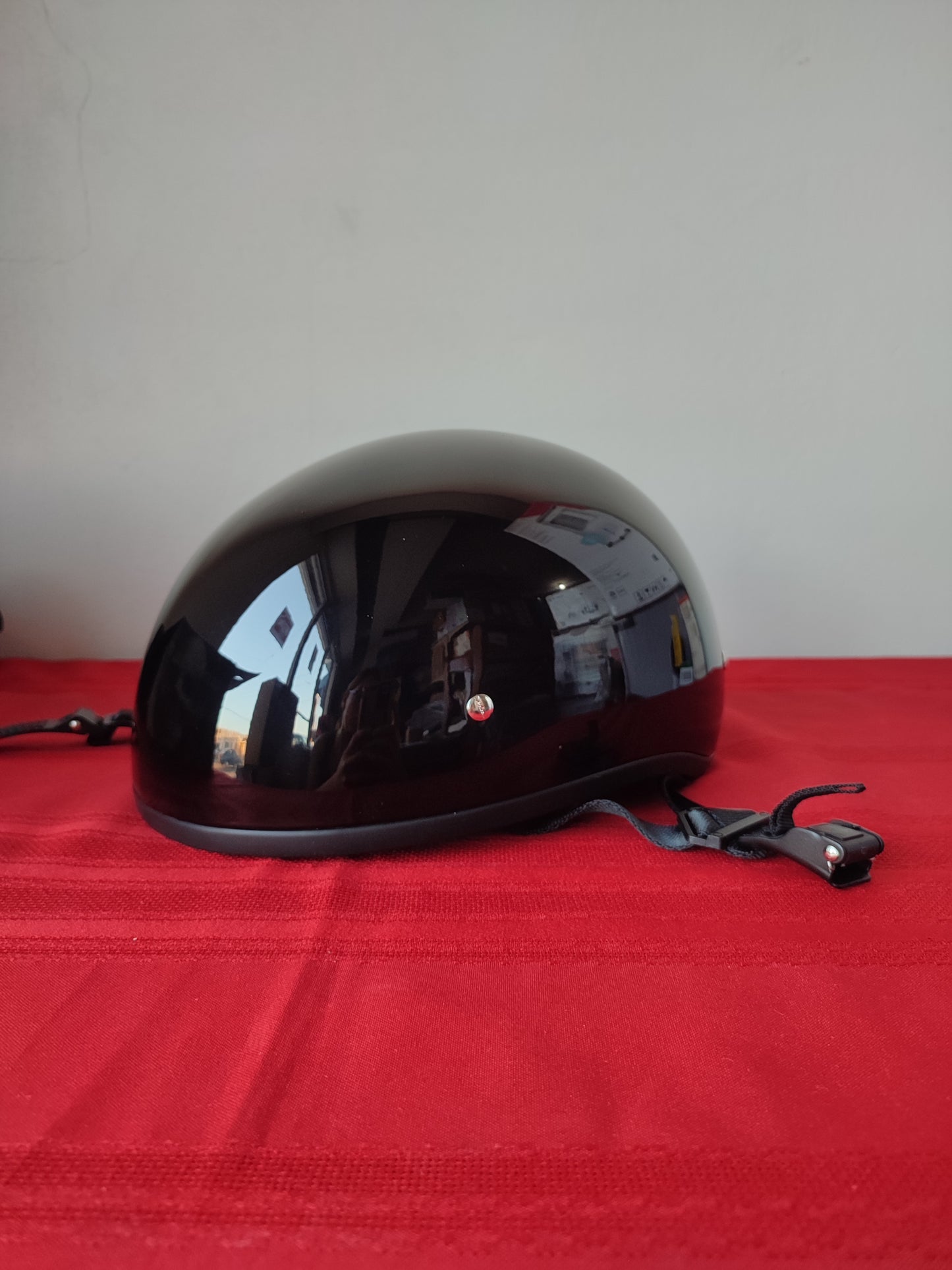 Casco para motocicleta color negro brillante (Talla M) - Daytona Helmets Skull Cap (Nuevo, caja abierta)