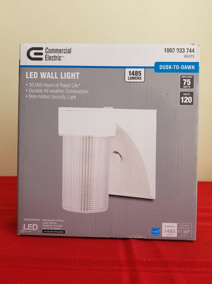 Lámpara de pared para exteriores LED - Commercial Electric (Nuevo, caja abierta)