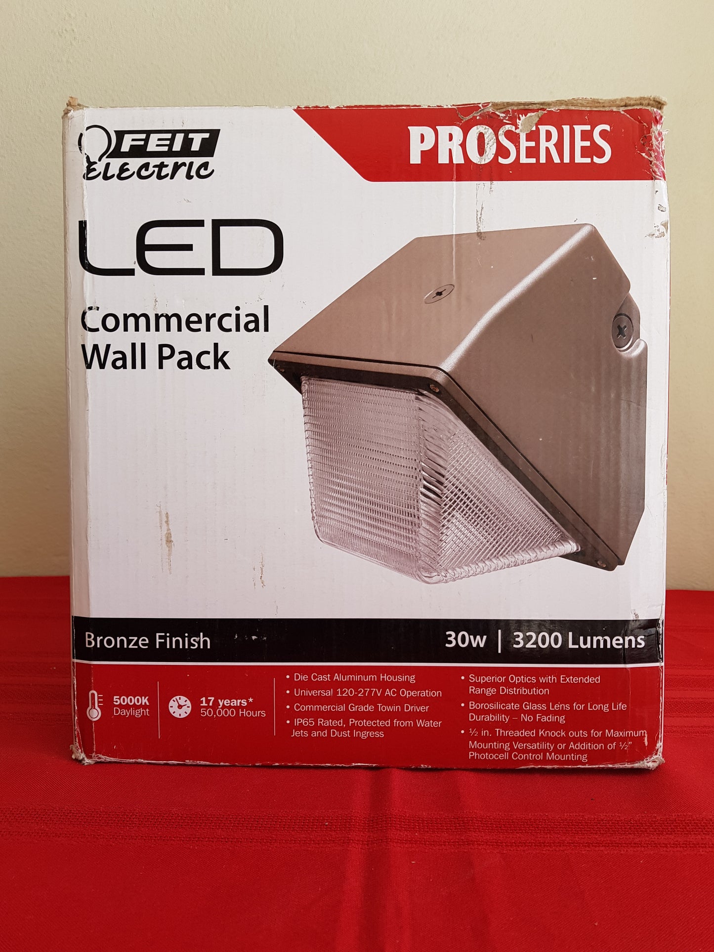 Lámpara de pared tipo Wall Pack LED - Feit Electric Pro Series (Nuevo, caja abierta)