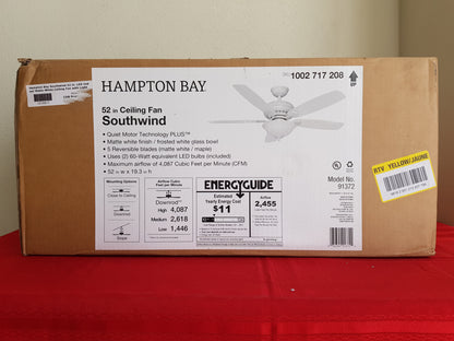 Ventilador de techo de 52" con control remoto - Hampton Bay Southwind (Nuevo, caja abierta)