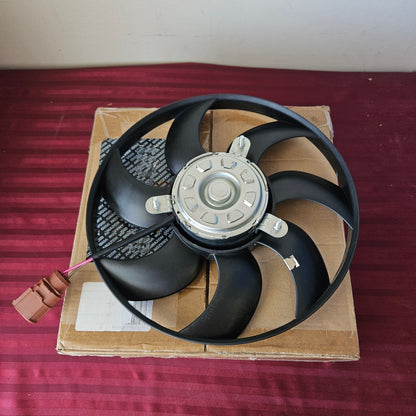 Ventilador derecho para radiador VW Jetta 2005-2014 - WFLNHB (Nuevo, caja abierta)