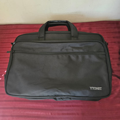 Maletín negro con correa para laptop de hasta 18" - Ytonet (Nuevo)