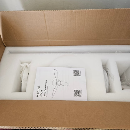 Ventilador de techo inteligente LED de 52" (Nuevo, caja abierta)